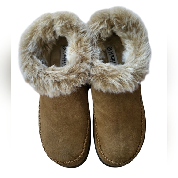 Magellan Chelsea Slip On Botties 7. Tan Suede Slippers with Faux Fur Lining - Picture 2 of 14